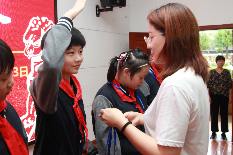 "欢庆七十华诞,喜迎三十校庆" ——上海市青浦区辅读学校2019秋季开学